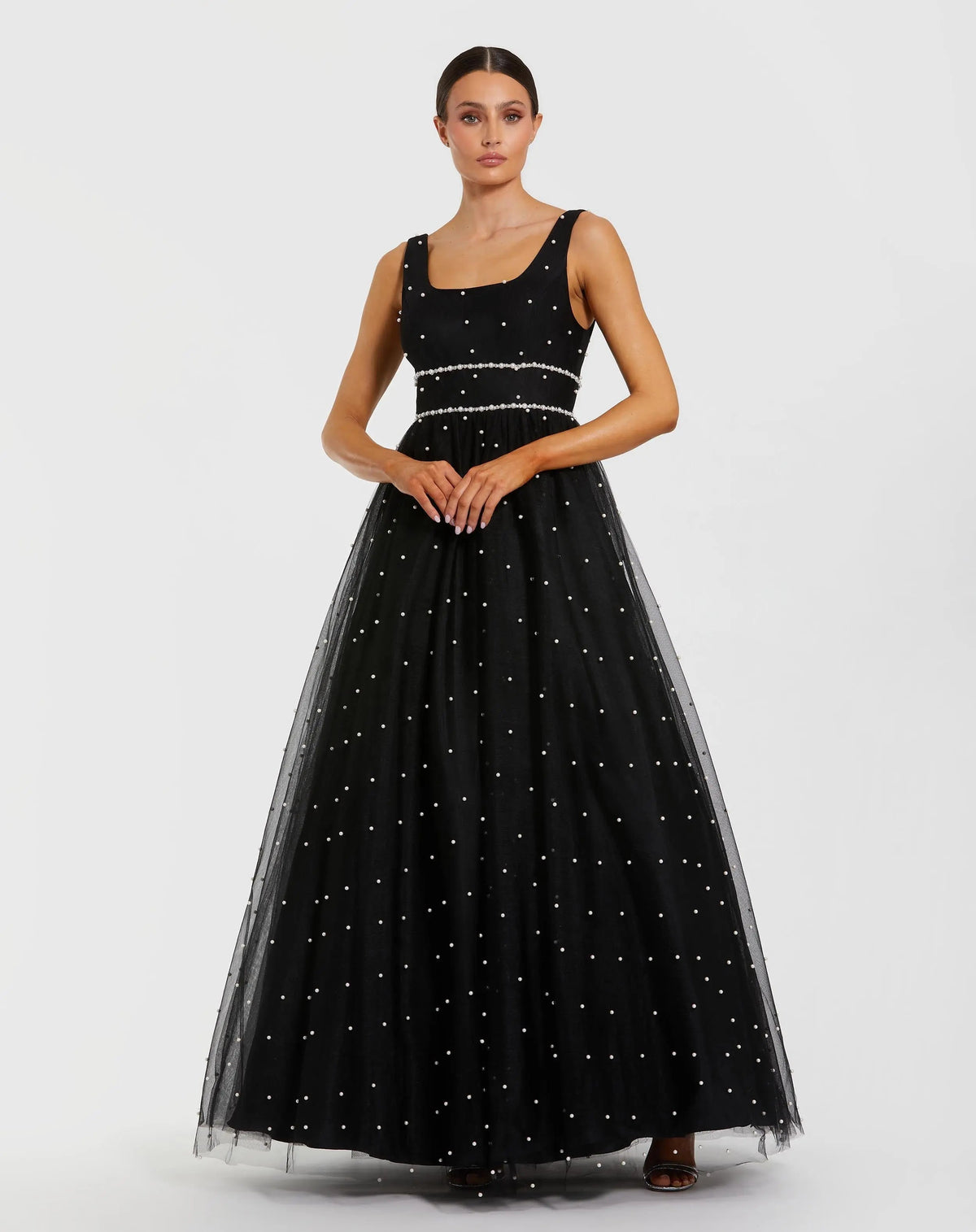 Black Pearl Embellished Tulle Sleeveless Ballgown